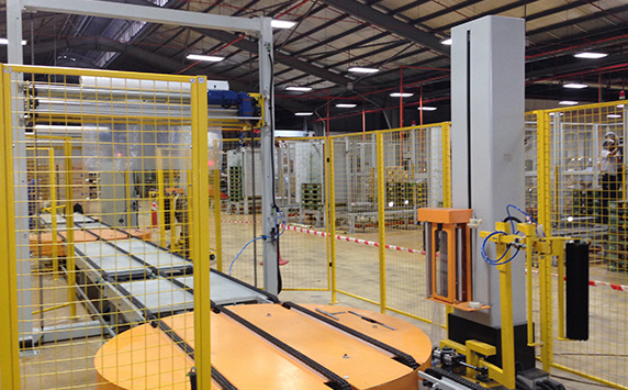 全自動(dòng)托盤在線纏繞機(jī)